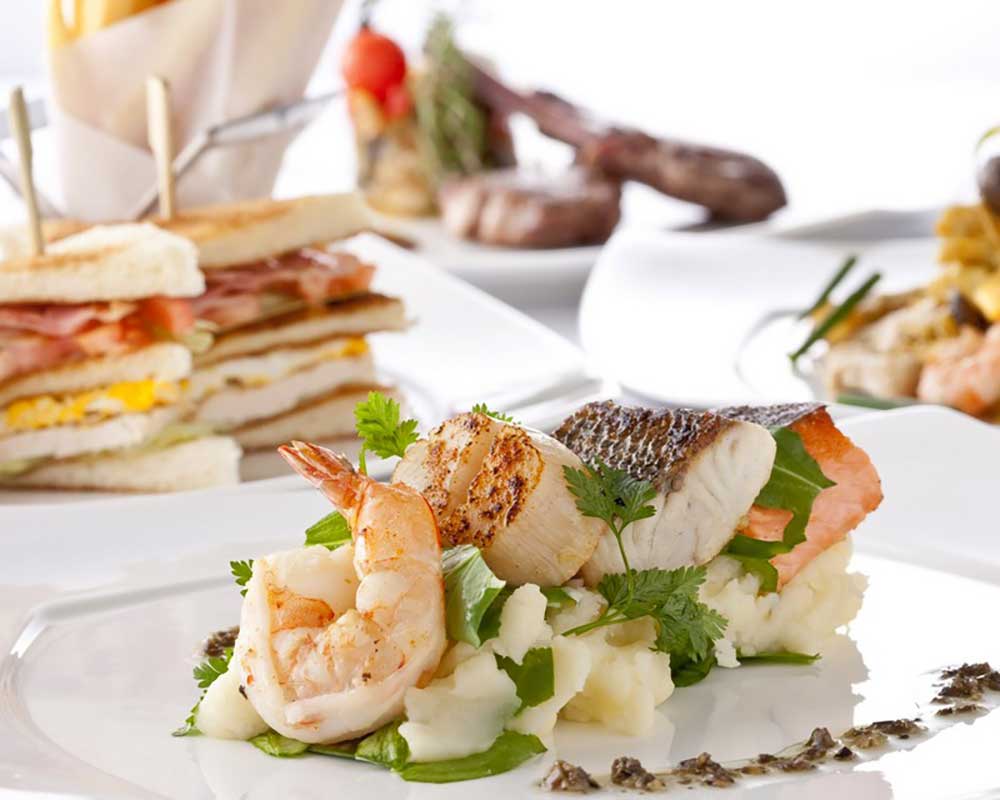 公式 ルームサービス 東京 新宿のホテルなら ヒルトン東京